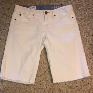 Gap shorts